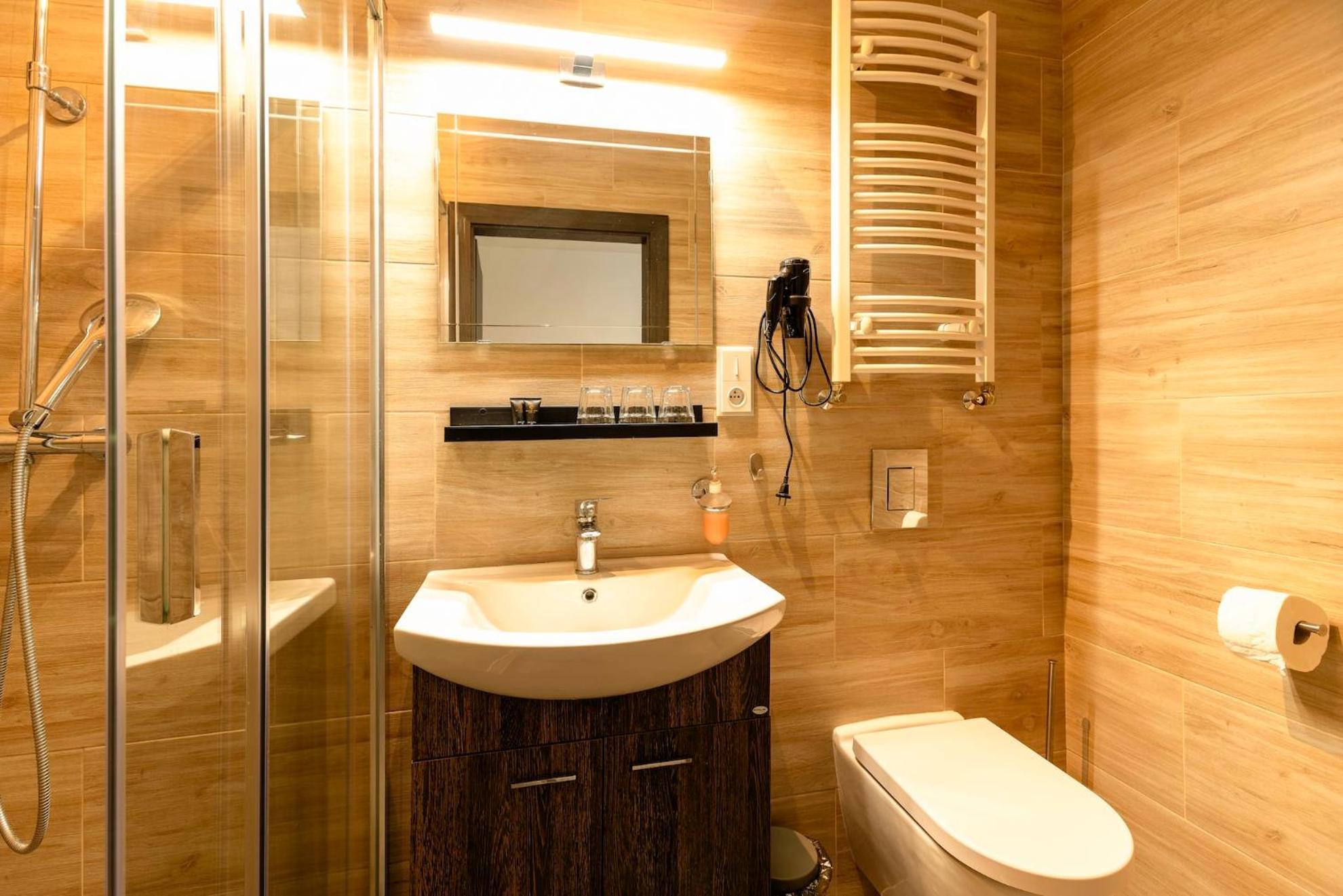 Restaurace Hotel Praha Nizbor Luaran gambar