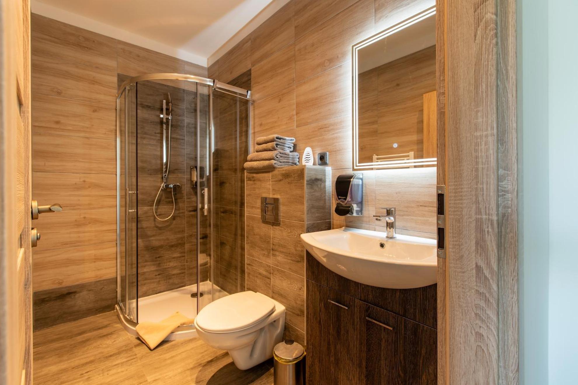 Restaurace Hotel Praha Nizbor Luaran gambar
